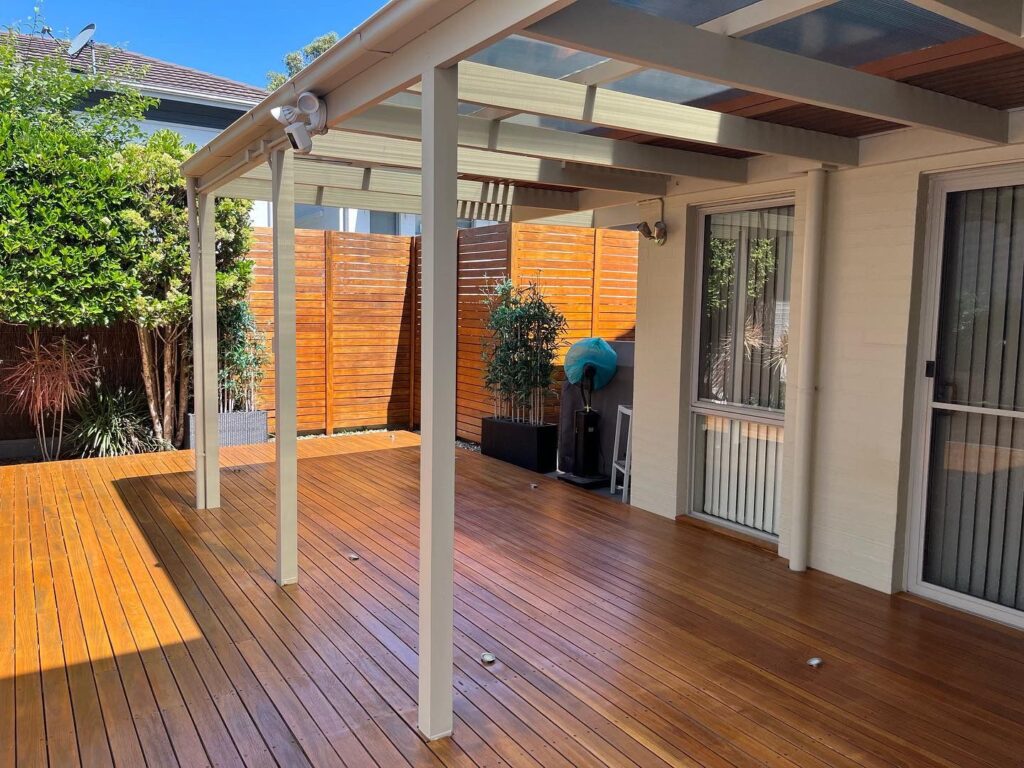 Desck Painting Adelaide